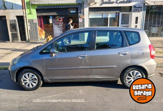 Autos - Honda Fit 2006 Nafta 240000Km - En Venta