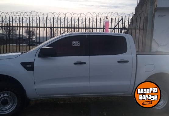 Camionetas - Ford Ranger 2015 Diesel 230000Km - En Venta