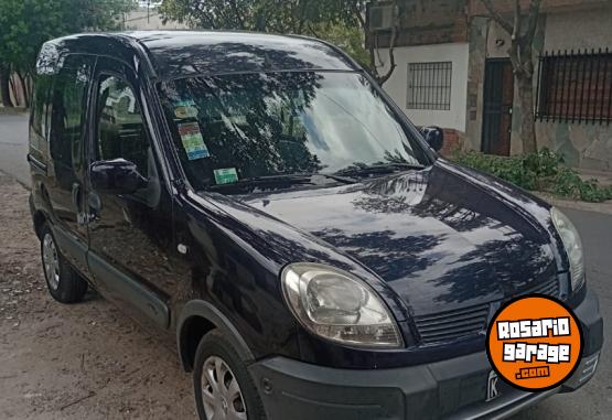 Utilitarios - Renault kangoo 2011 GNC 111111Km - En Venta