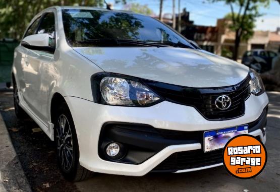 Autos - Toyota Etios 2021 Nafta 97000Km - En Venta