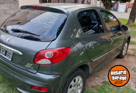 Autos - Peugeot 207 2011 Nafta 139000Km - En Venta