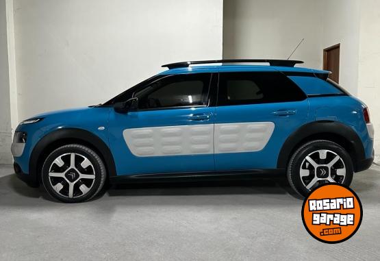 Autos - Citroen C4 CACTUS PURE TECH SHINE 2017 Nafta 75600Km - En Venta