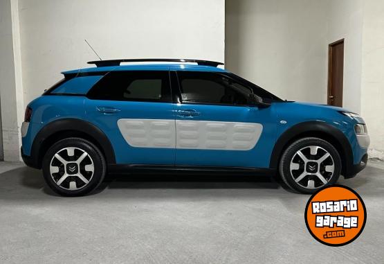 Autos - Citroen C4 CACTUS PURE TECH SHINE 2017 Nafta 75600Km - En Venta