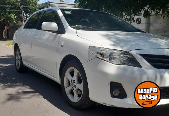 Autos - Toyota Corolla 2014 Nafta 200000Km - En Venta