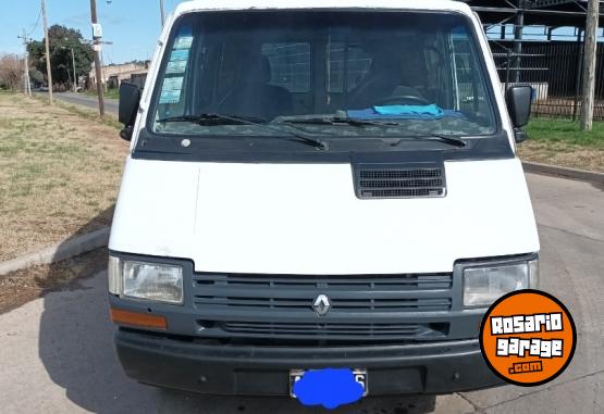 Utilitarios - Renault 1995 furgon vidriado 1995 Diesel 111111Km - En Venta