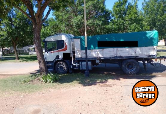 Camiones y Gras - Scania P 340 ao 2010. - En Venta