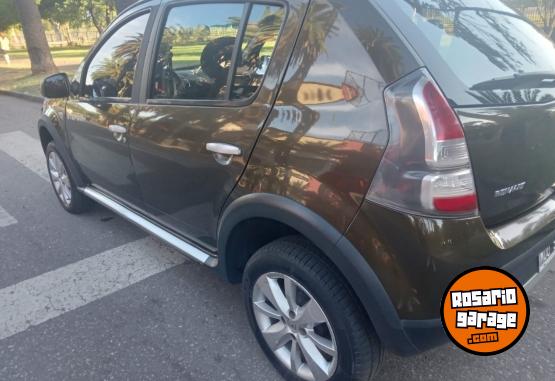 Autos - Renault Sandero stepway impecable 2013 Nafta 130000Km - En Venta