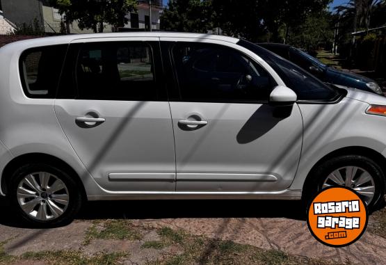 Autos - Citroen C3 pigasso 2012 Nafta 150000Km - En Venta