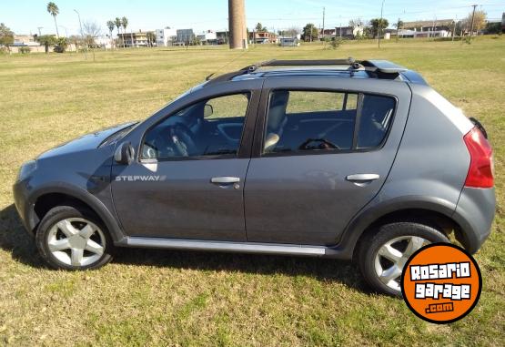 Autos - Renault Sandero 2010 Nafta 113000Km - En Venta