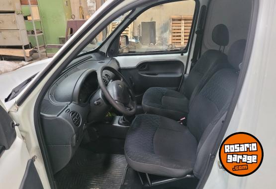 Utilitarios - Renault Kangoo Comfort 1.6 2014 Nafta 175000Km - En Venta