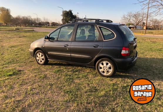 Autos - Renault scenic 2008 Diesel 210Km - En Venta