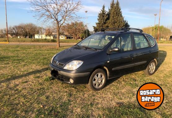 Autos - Renault scenic 2008 Diesel 210Km - En Venta