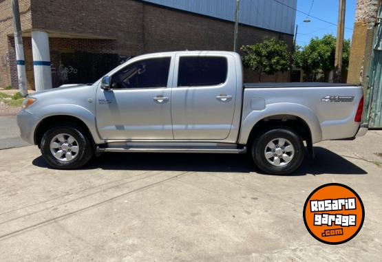 Camionetas - Toyota Hilux Srv 2006 Diesel 111111Km - En Venta