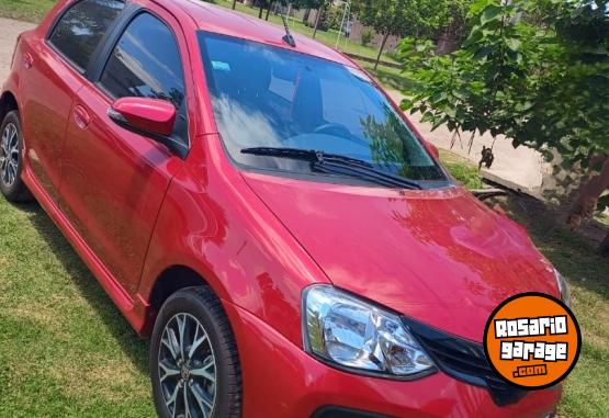 Autos - Toyota Etios XLS 2021 Nafta 53000Km - En Venta