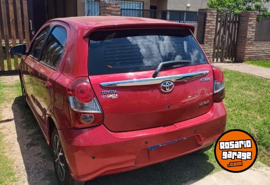 Autos - Toyota Etios XLS 2021 Nafta 53000Km - En Venta