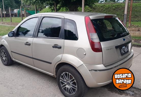 Autos - Ford FIESTA MAX  AMBIENTE FULL 2006 Nafta 200520Km - En Venta