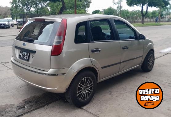 Autos - Ford FIESTA MAX  AMBIENTE FULL 2006 Nafta 200520Km - En Venta