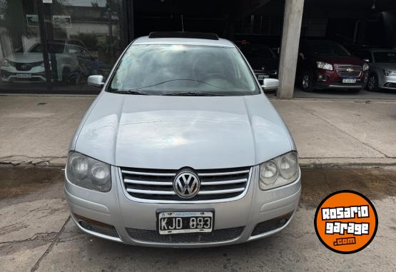 Autos - Volkswagen BORA 2.0 TRENDLINE MPI 2011 Nafta  - En Venta