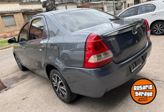 Autos - Toyota ETIOS 1.5 XLS 2014 Nafta  - En Venta