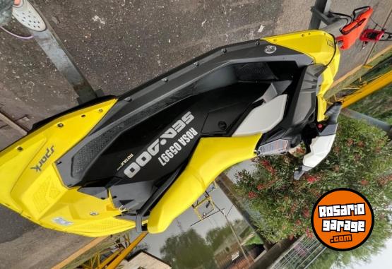 Embarcaciones - Moto de agua sea doo spark - En Venta