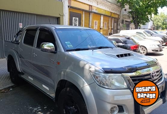 Camionetas - Toyota Hilux 2012 Diesel 240000Km - En Venta