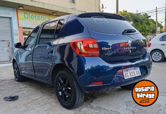 Autos - Renault sandero privilege 2018 Nafta 100000Km - En Venta