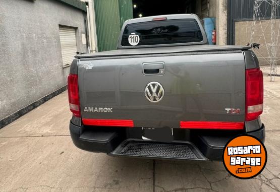 Camionetas - Volkswagen AMAROK 2.0LTDI 180 CV 4X2 2013 Diesel 270000Km - En Venta