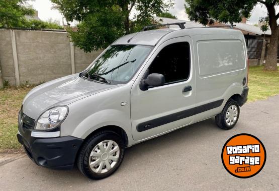 Utilitarios - Renault Kangoo 2015 Nafta 80000Km - En Venta