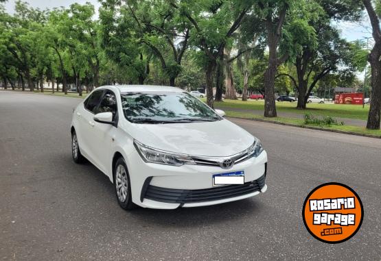 Autos - Toyota COROLLA 2017 GNC 140000Km - En Venta