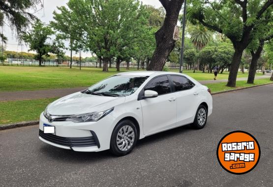 Autos - Toyota COROLLA 2017 GNC 140000Km - En Venta