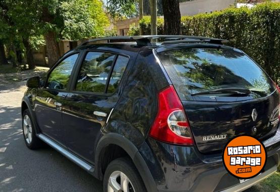 Autos - Renault SANDERO STEPWAY CONFORD 2010 Nafta 200000Km - En Venta