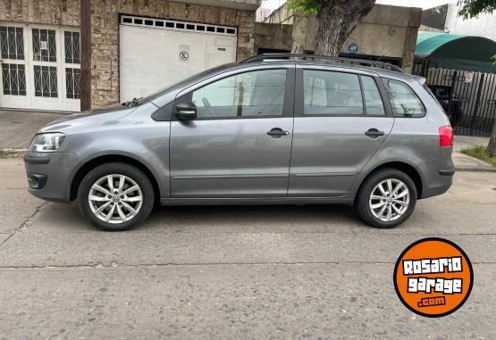 Autos - Volkswagen SURAN 1.6 TRENDLINE ABS 2014 Nafta  - En Venta