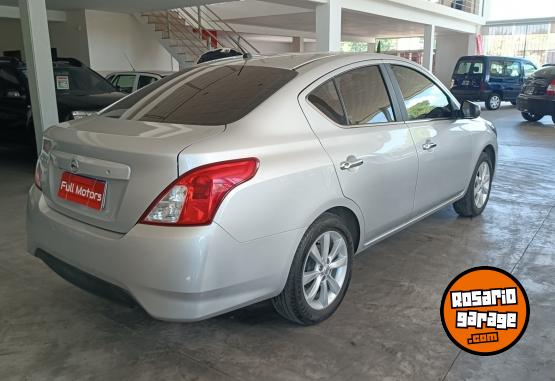 Autos - Nissan VERSA 2018 Nafta 70900Km - En Venta