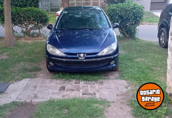 Autos - Peugeot 206 2003 Nafta 111111Km - En Venta