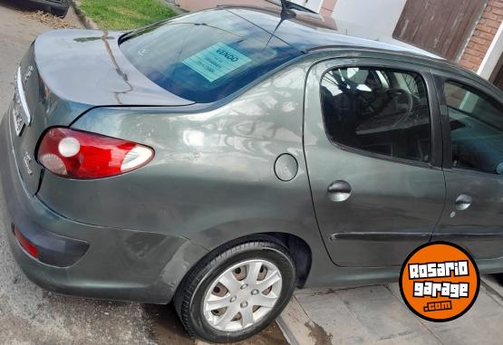 Autos - Peugeot 207 compact 2009 Nafta 235000Km - En Venta