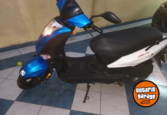 Motos - Kymco Agility 125 2023 Nafta 8000Km - En Venta