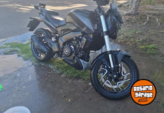 Motos - Bajaj 400 Tourer 2023 Nafta 5500Km - En Venta