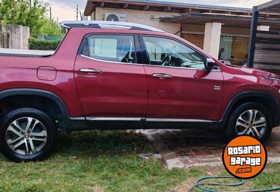 Camionetas - Fiat Toro volcano 4x4 2017 Diesel 80900Km - En Venta