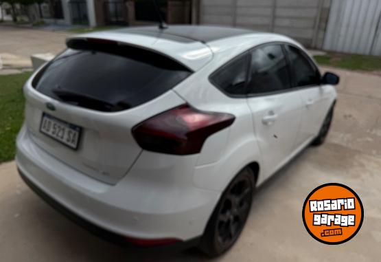 Autos - Ford Focus se plus 2019 Nafta 17800Km - En Venta