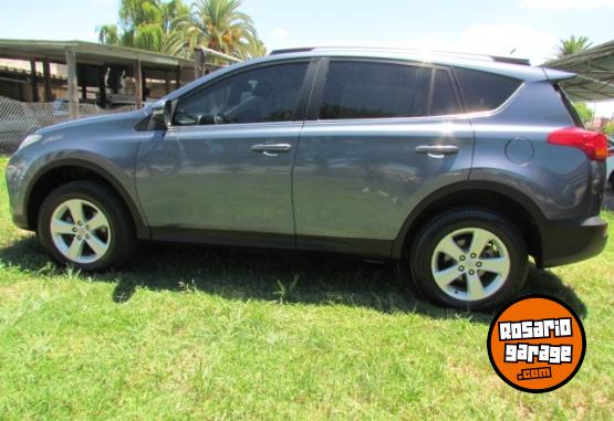 Camionetas - Toyota RAV4 2.5N VX 4X4 A/T 2014 Nafta 218000Km - En Venta