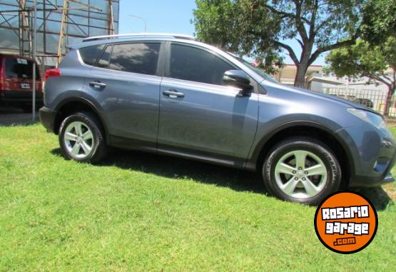 Camionetas - Toyota RAV4 2.5N VX 4X4 A/T 2014 Nafta 218000Km - En Venta