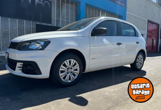 Autos - Volkswagen Gol trend 2017 GNC 92000Km - En Venta