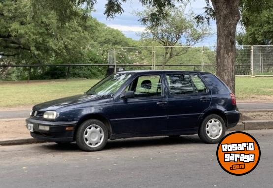 Autos - Volkswagen Golf GL 1.8 1997 Nafta 126000Km - En Venta