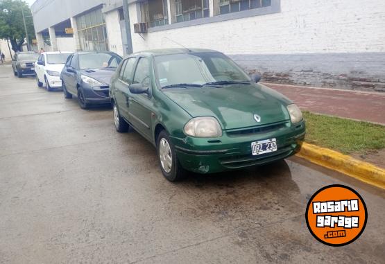 Autos - Renault 2001 clio 2001 Diesel 150000Km - En Venta