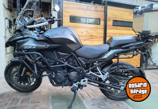 Motos - Benelli TRK 502 2022 Nafta 7100Km - En Venta