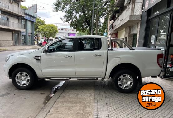 Camionetas - Ford Ranger 3.2 xlt 2017 Diesel 148000Km - En Venta