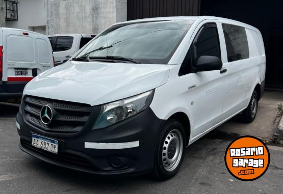 Utilitarios - Mercedes Benz VITO 111 CDI FURGON MIXTO 2016 Diesel 123000Km - En Venta