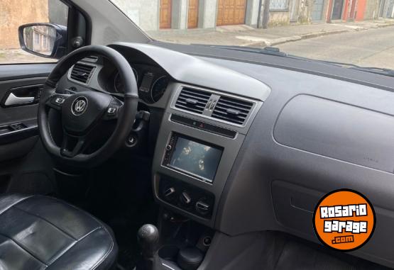 Autos - Volkswagen Suran 2015 GNC 160000Km - En Venta