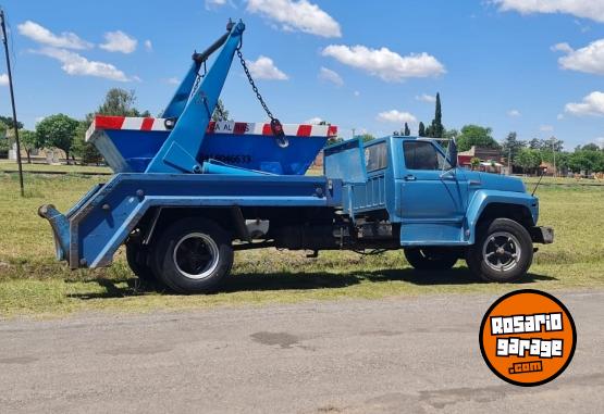 Camiones y Gras - VENDO! Ford 7000 Pekn - Ao 1986 - En Venta