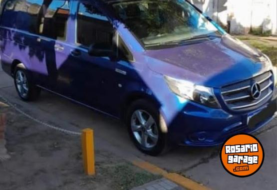 Utilitarios - Mercedes Benz Mercedes Benz Vito Mixto 2019 Diesel 80000Km - En Venta